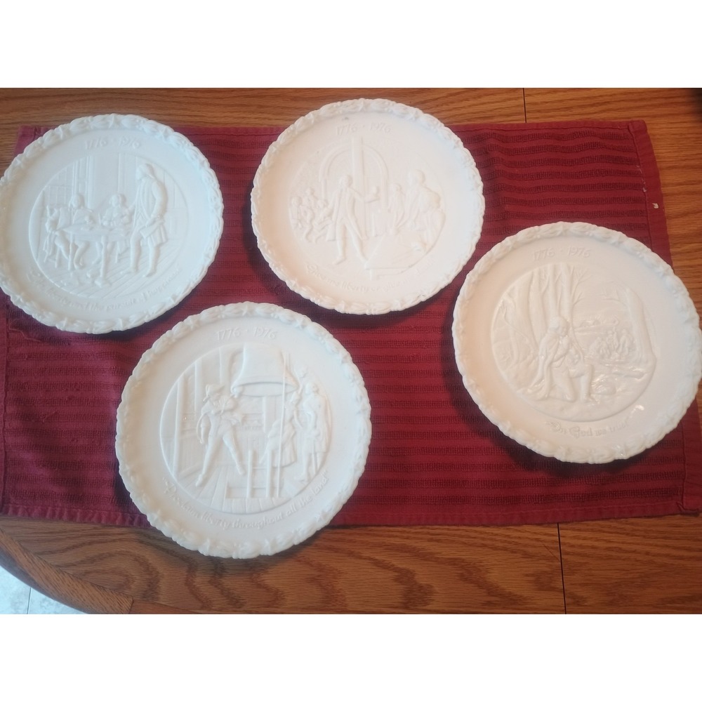 Vintage Fenton Bicentennial Liberty Plate Milk Glass - Set of Four (4)